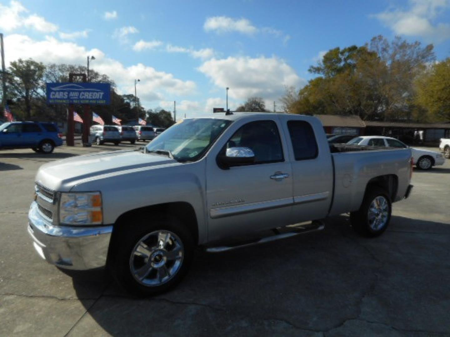 2013 SILVER CHEVROLET SILVERADO LT (1GCRCSE00DZ) , located at 390 Hansen Avenue, Orange Park, FL, 32065, (904) 276-7933, 30.130497, -81.787529 - Photo#1